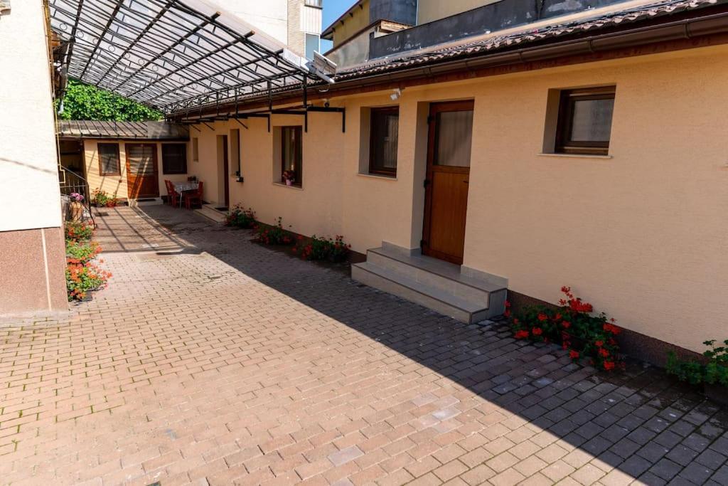La Bebe 3 Apartment Hunedoara Luaran gambar